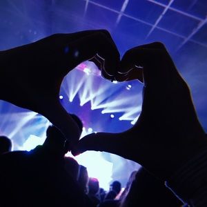 Meet your Posher, Chloe